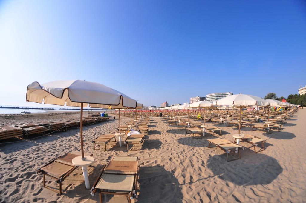 Hotel Antonella Lido di Classe Exterior photo